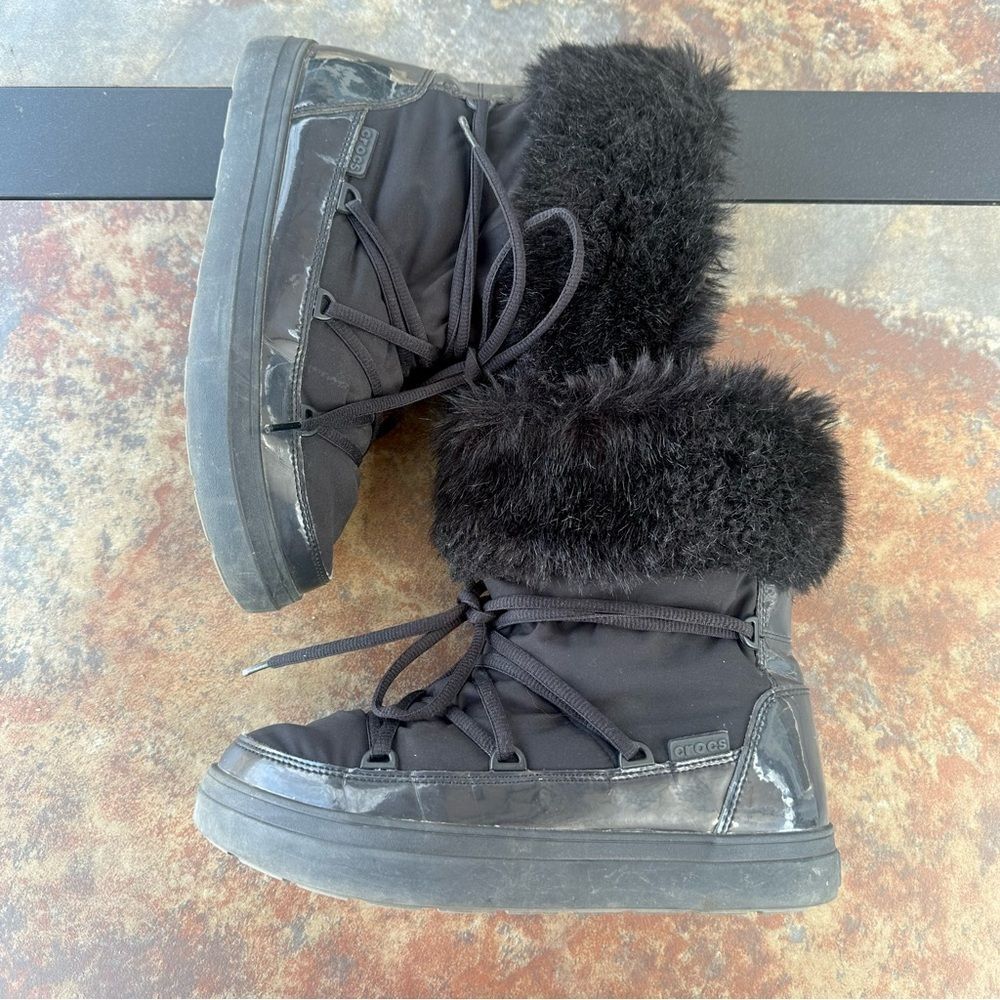 Crocs LodgePoint Boots Womens 8 Black Faux Fur Nylon Pull On Cinch Lace Snow - Picture 4 of 8